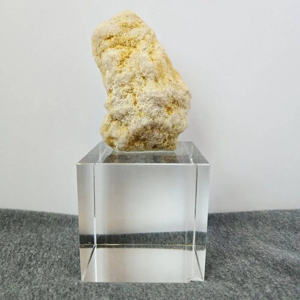 Clear Quartz Crystal Geode Mineral Specimen Display Piece on Cube Base READ